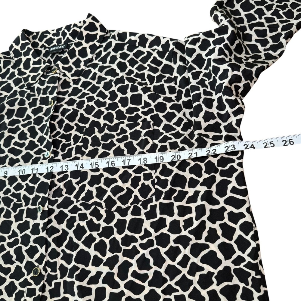 DKNY Donna Karan New York Animal Print‎ Silk Button Down Shirt Long Sleeve M - Picture 8 of 10